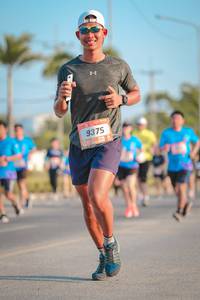 BIB: 9375
                            <button type="button" onclick="openModal(3257525)" class="btn btn-primary btn-sm float-right btn-popup" data-toggle="modal" data-target=".modal-high-quality">
                        <i class="fas fa-shopping-cart"></i> Add to Cart
                    </button>
                                            <button type="button" onclick="isThisMe(3257525, true)" class="btn btn-success btn-sm float-right btn-popup btn-isme hidden" data-toggle="tooltip" data-placement="bottom" title="นี่คือรูปของคุณใช่ไหม คลิกที่นี่เพื่อเอาเข้าอัลบั้ม">
                        <i class="fas fa-plus"></i> Add to album
                    </button>
                    <button type="button" onclick="isThisMe(3257525, false)" class="btn btn-warning btn-sm float-right btn-popup btn-isnotme hidden">
                        <i class="fas fa-ban"></i> Remove from album
                    </button>